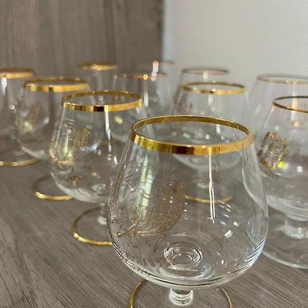 Velky Apartman Bratislava Luaran gambar