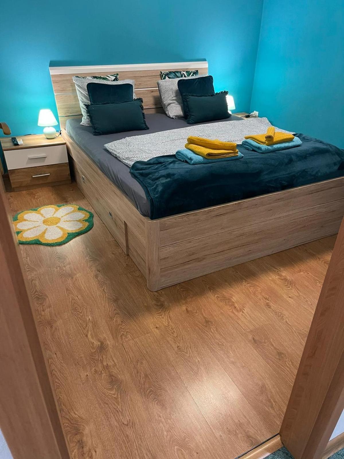 Velky Apartman Bratislava Luaran gambar