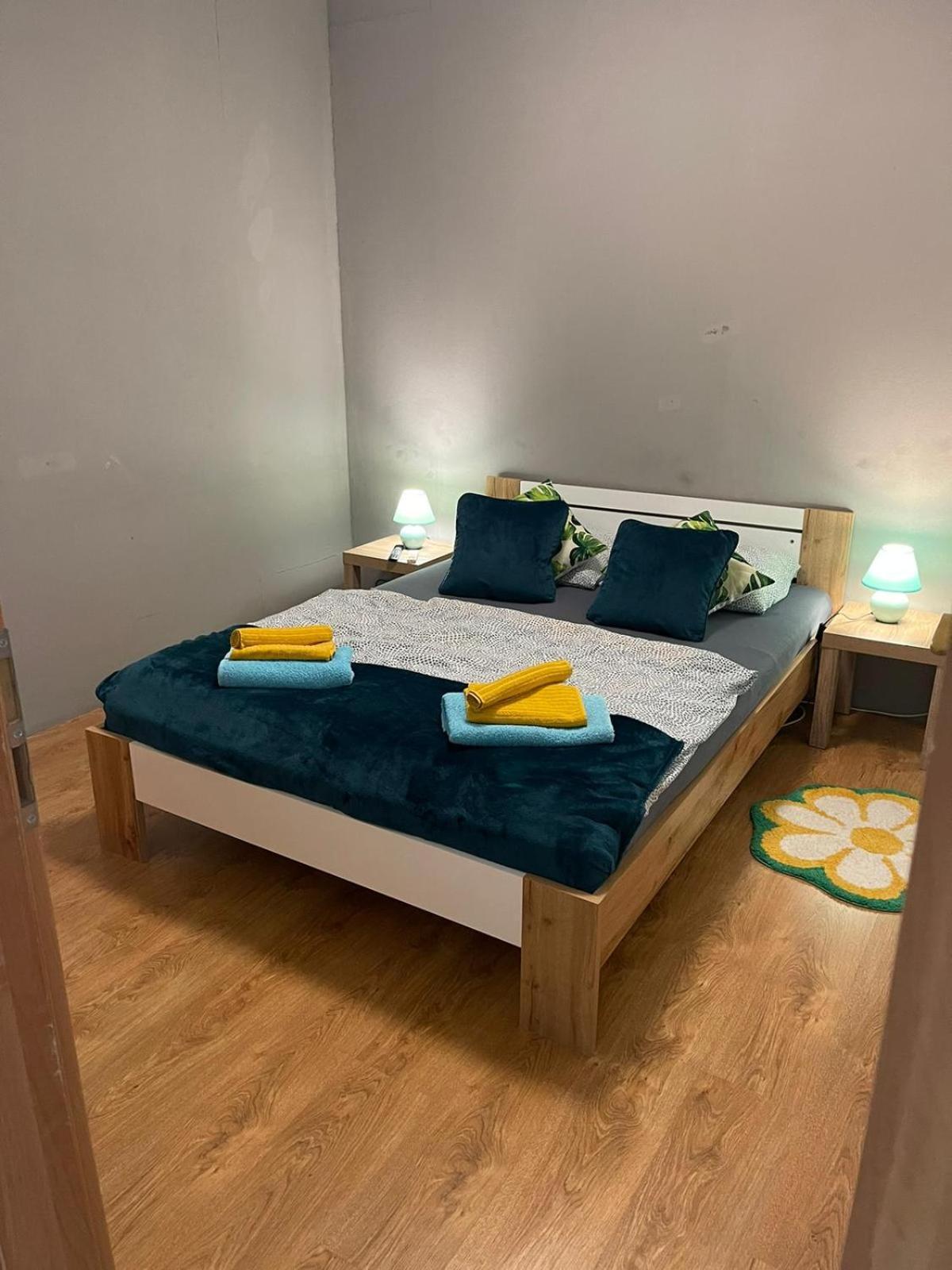 Velky Apartman Bratislava Luaran gambar
