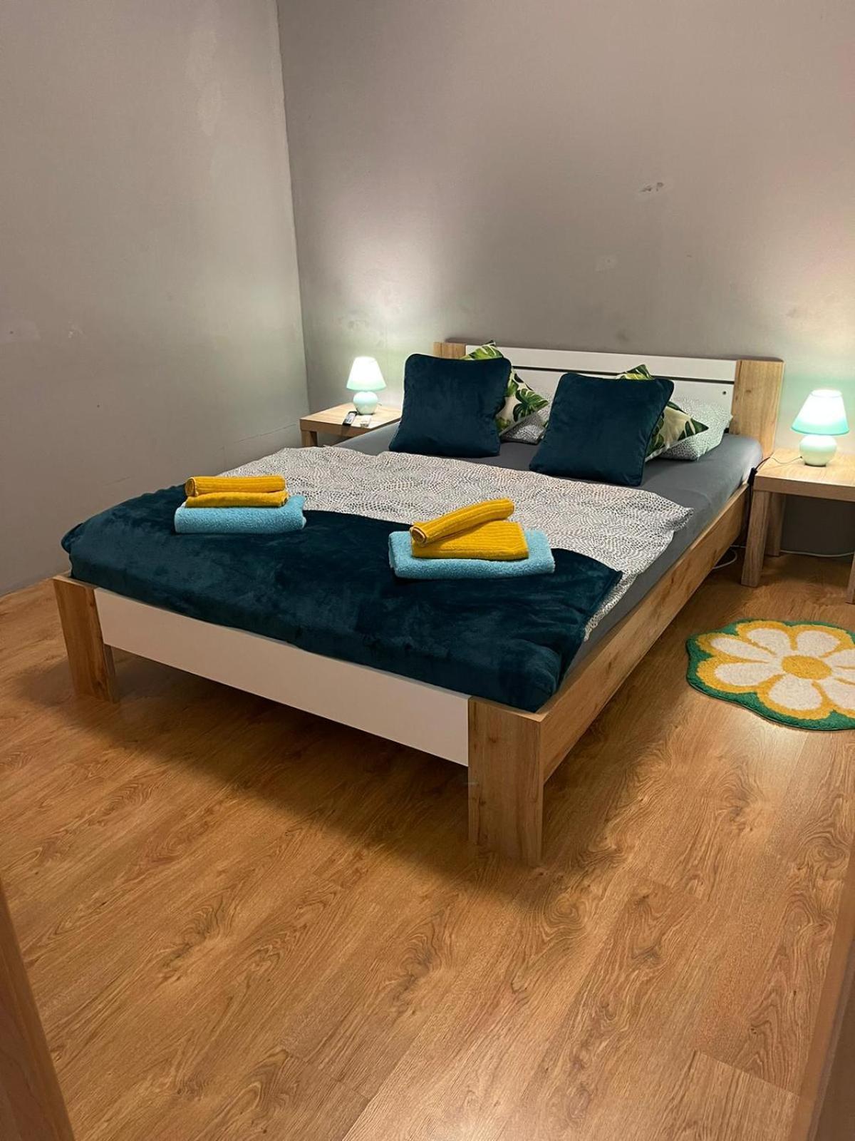 Velky Apartman Bratislava Luaran gambar