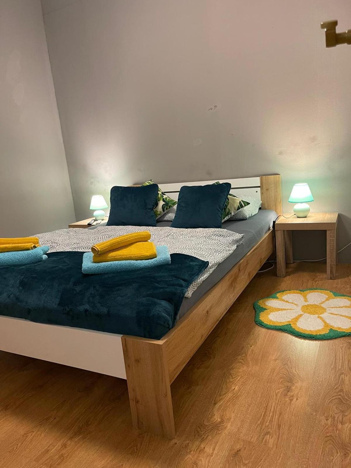 Velky Apartman Bratislava Luaran gambar