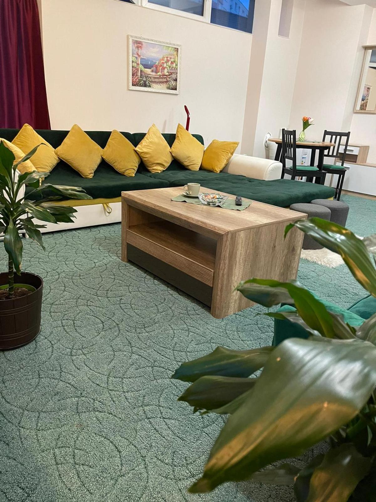 Velky Apartman Bratislava Luaran gambar