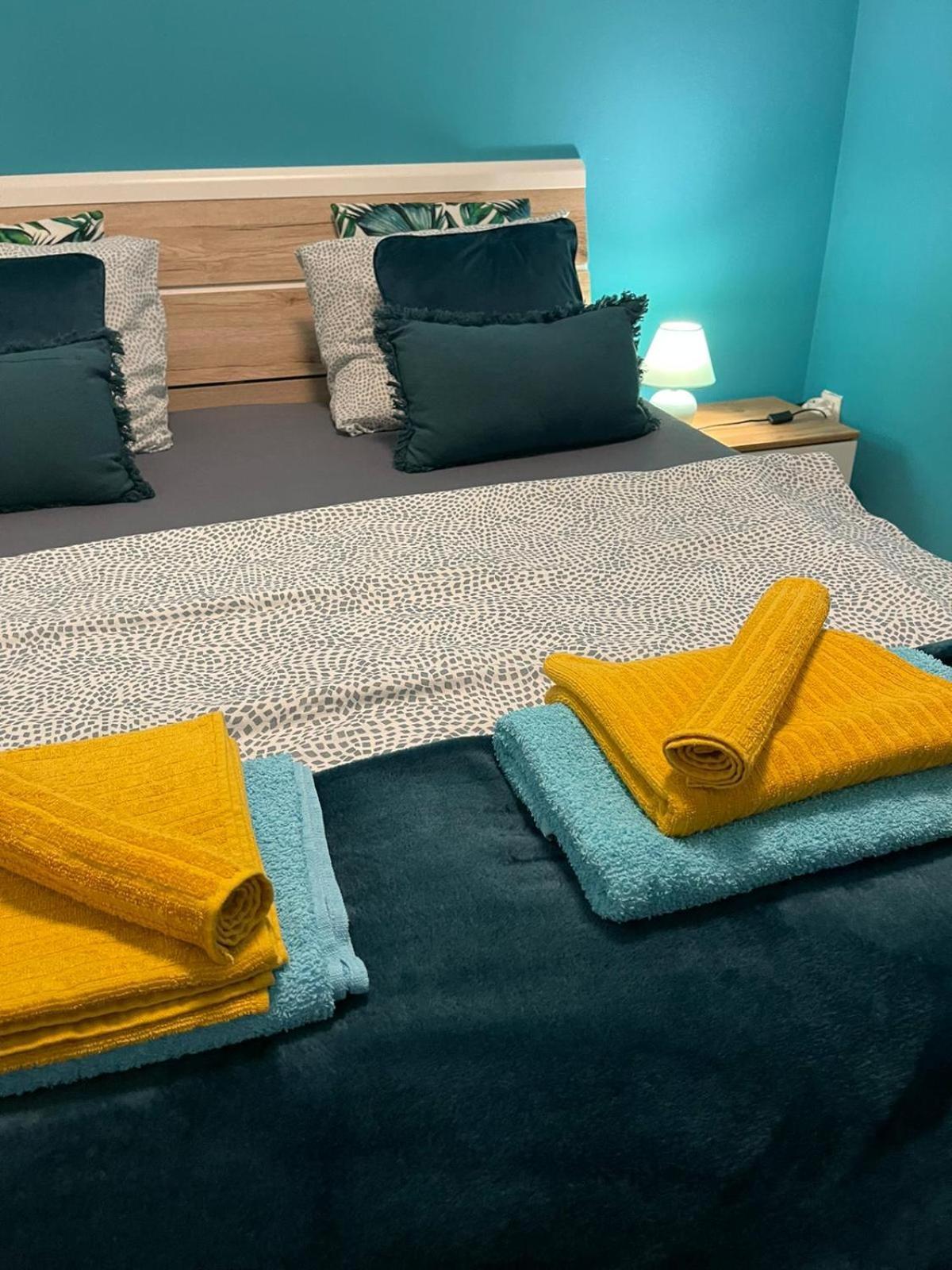 Velky Apartman Bratislava Luaran gambar