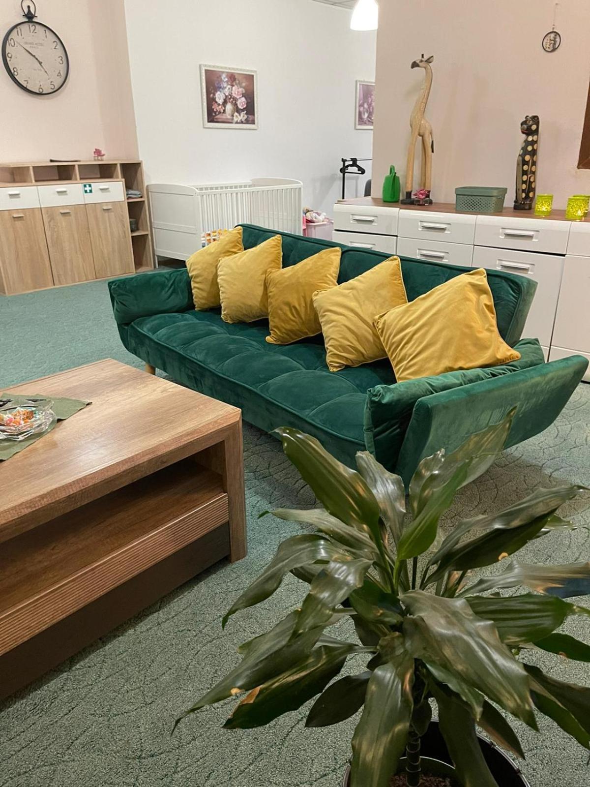 Velky Apartman Bratislava Luaran gambar